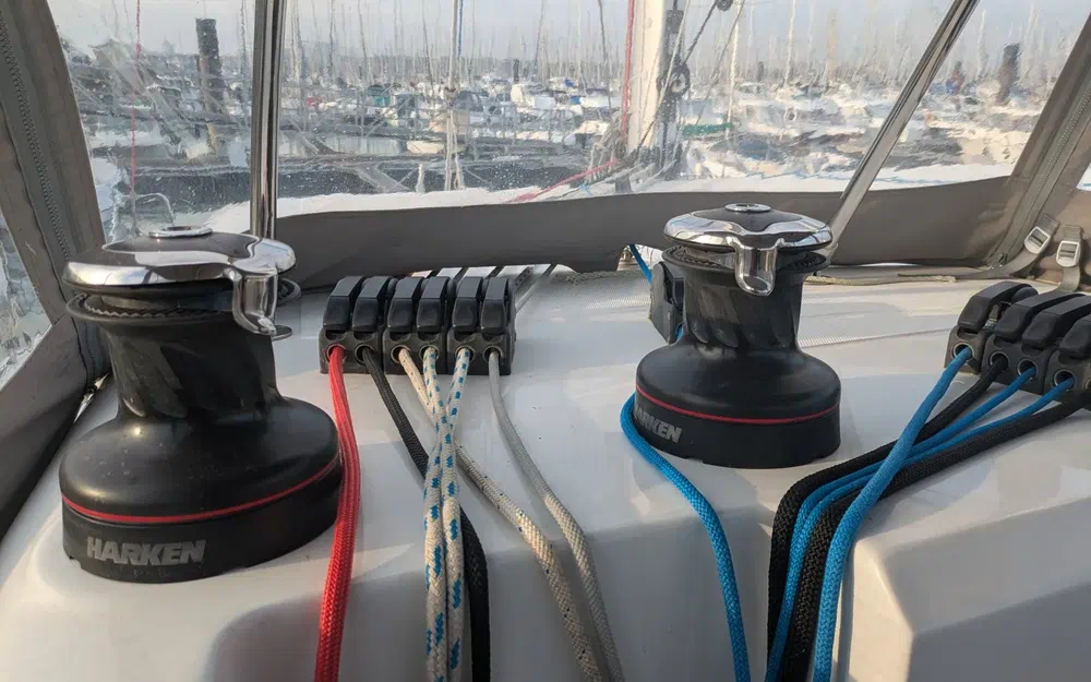 slider 25 Aventura Catamarans A37