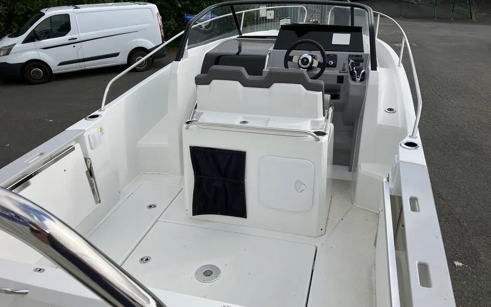 slider 1 Jeanneau CAP CAMARAT 7.5 WA SERIE 3