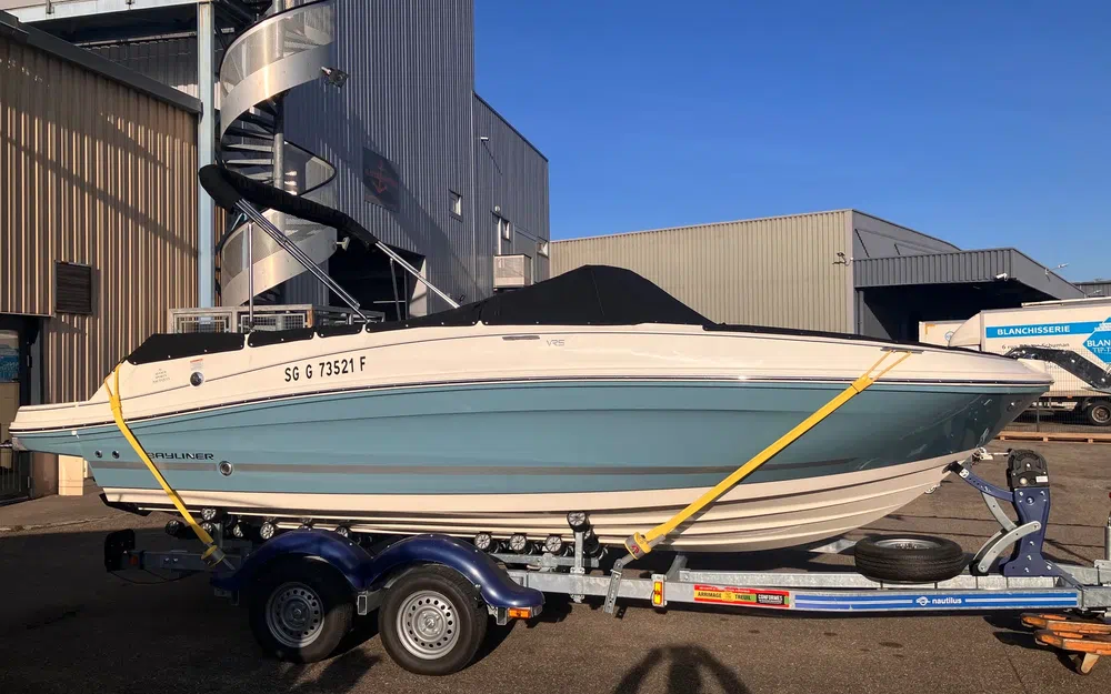 slider 2 Bayliner VR5E