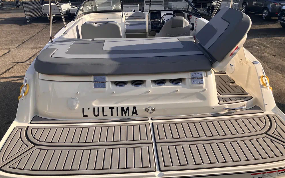 slider 5 Bayliner VR5E