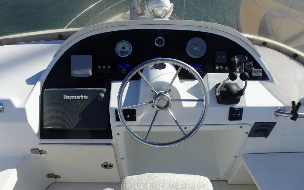 slider 9 Beneteau Swift Trawler 42