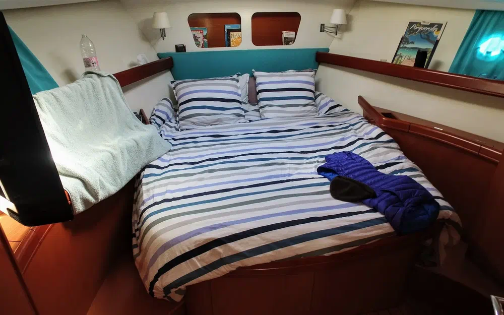 slider 19 Beneteau Swift Trawler 42