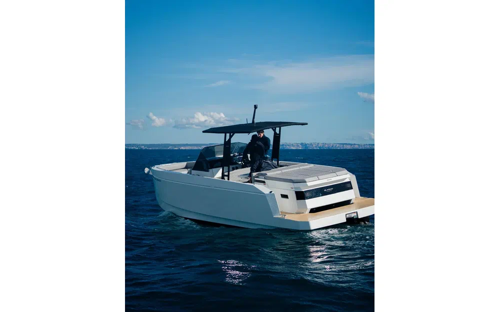 slider 0 De Antonio Yachts D29