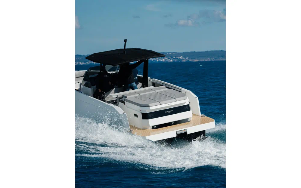 slider 1 De Antonio Yachts D29