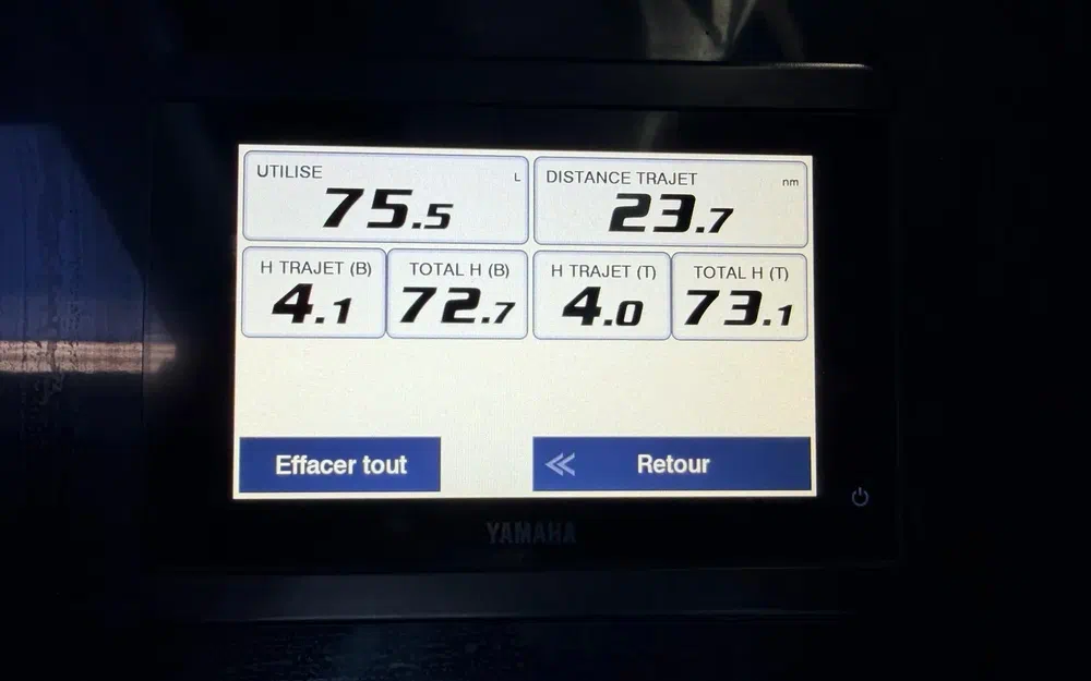 slider 15 Beneteau Antares 9 OB