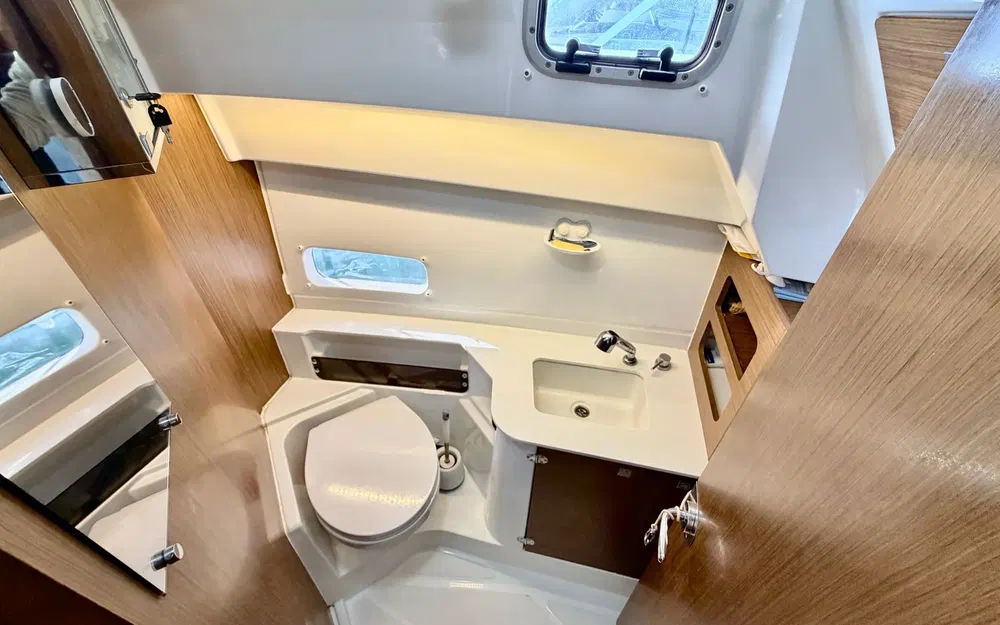 slider 20 Beneteau Antares 9 OB