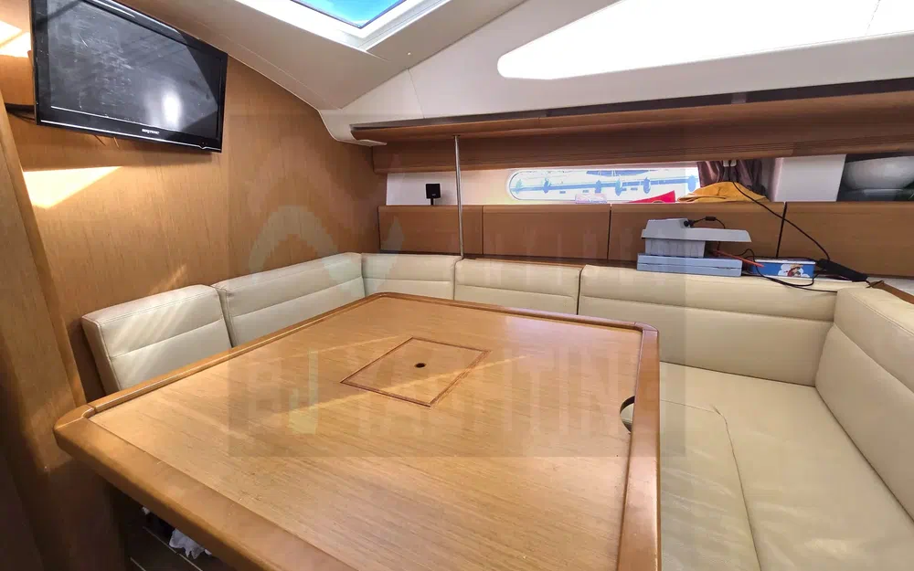 slider 14 Jeanneau Sun Odyssey 45 DS