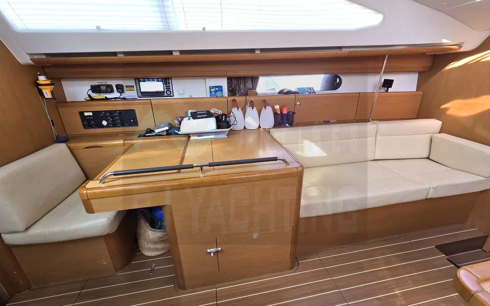 slider 16 Jeanneau Sun Odyssey 45 DS