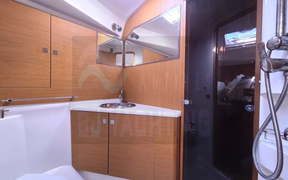 slider 20 Jeanneau Sun Odyssey 45 DS