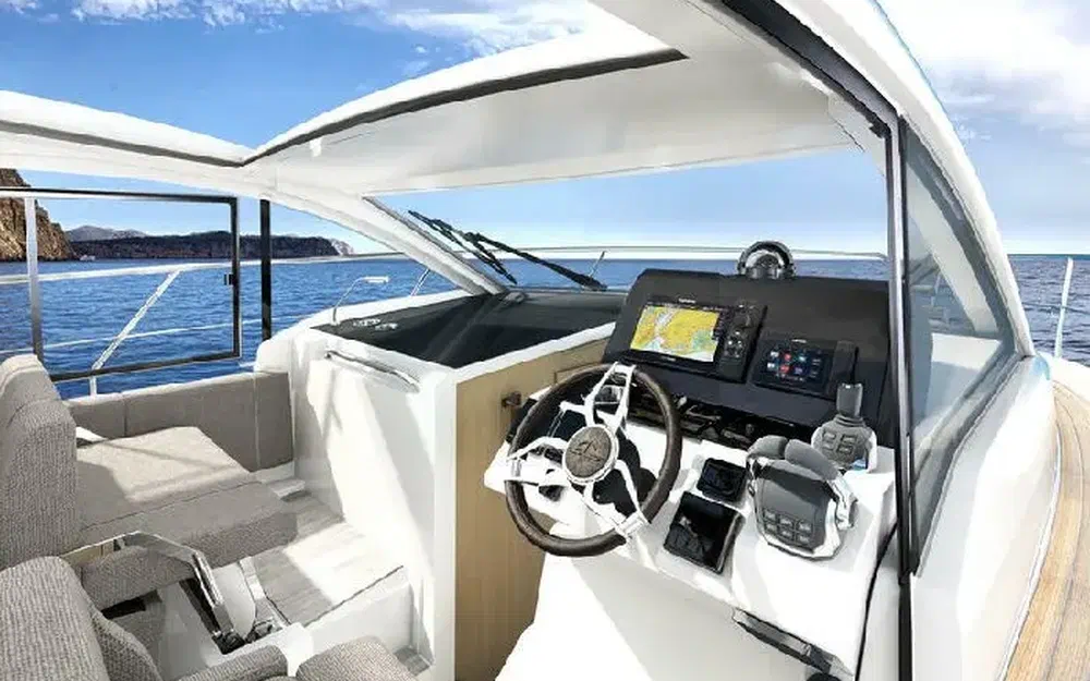 slider 11 Sealine C335