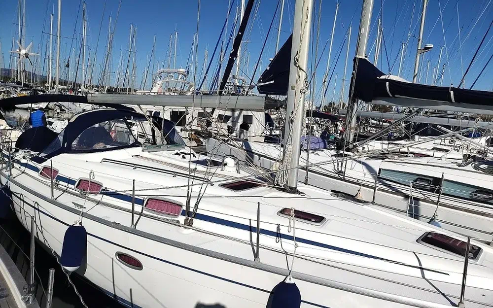 slider 12 Bavaria 42 cruiser