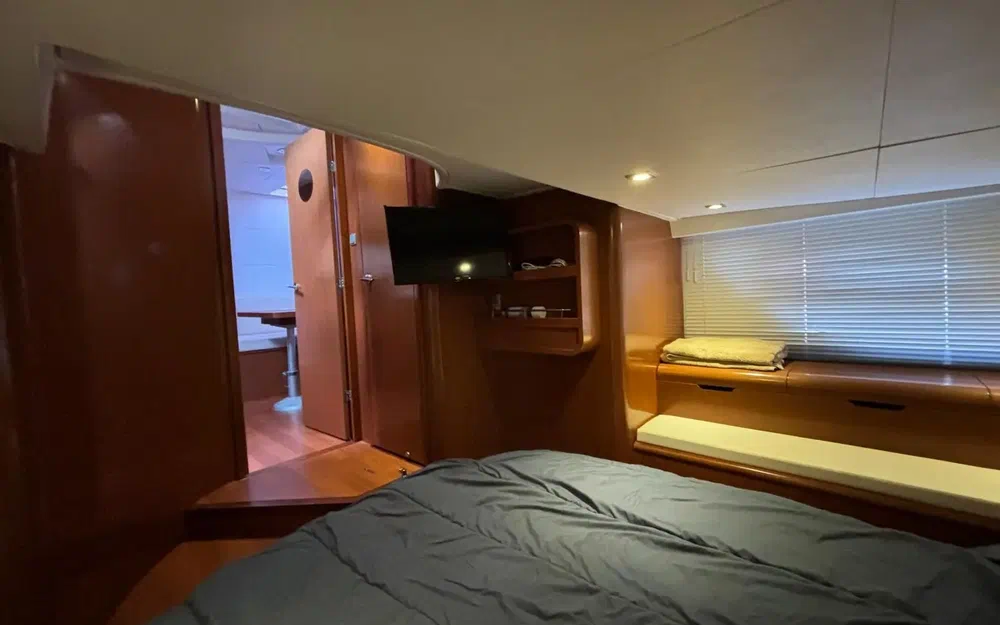 slider 12 Beneteau Monte Carlo 42