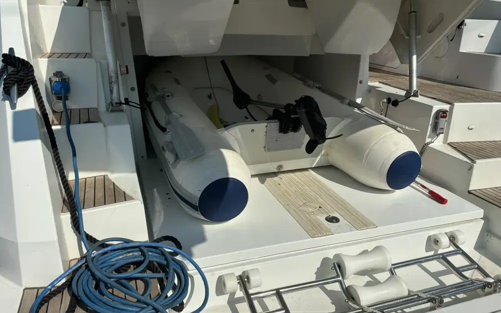 slider 15 Beneteau Monte Carlo 42