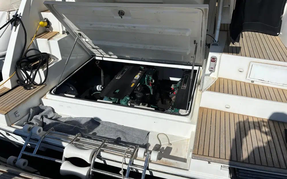 slider 16 Beneteau Monte Carlo 42
