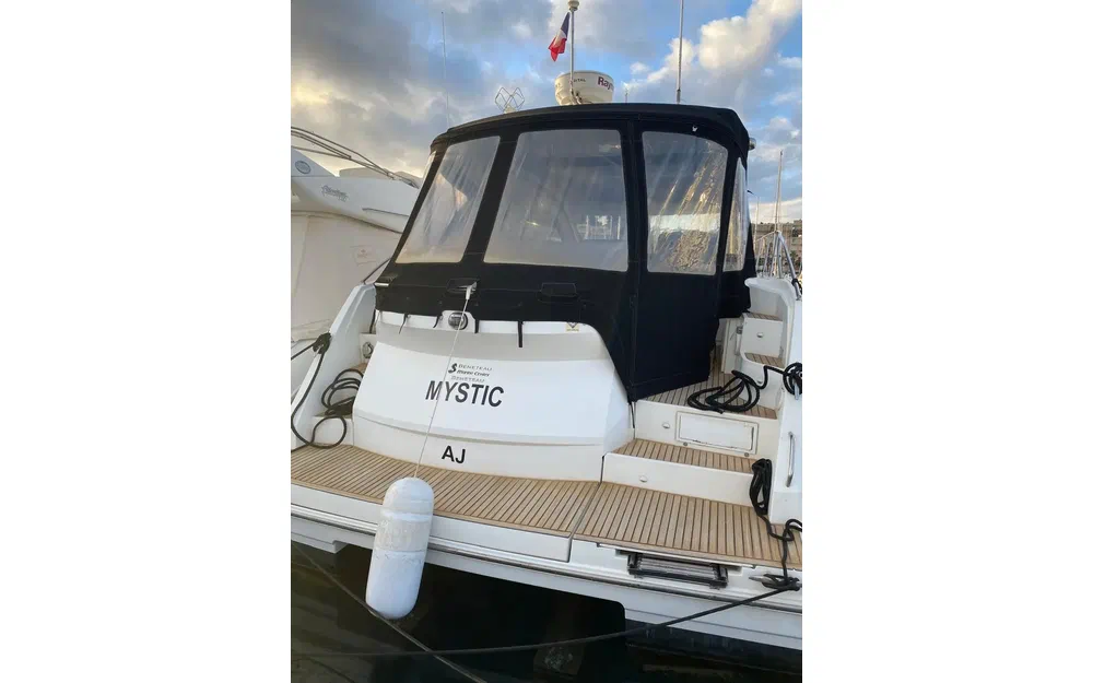 slider 2 Beneteau Monte Carlo 42