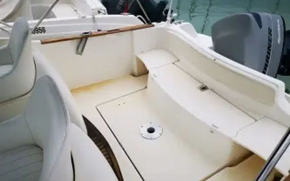 slider 10 Jeanneau Cap Camarat 755 WA