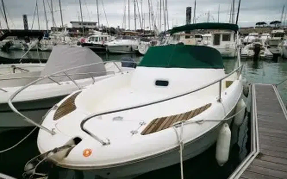 slider 3 Jeanneau Cap Camarat 755 WA