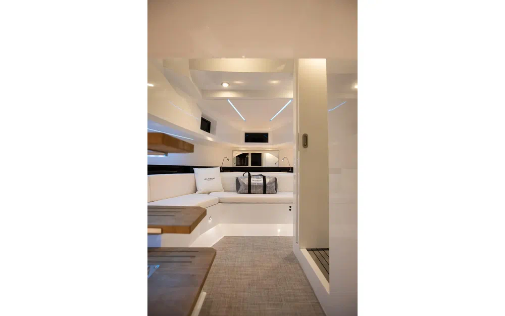 slider 23 De Antonio Yachts D36 Open