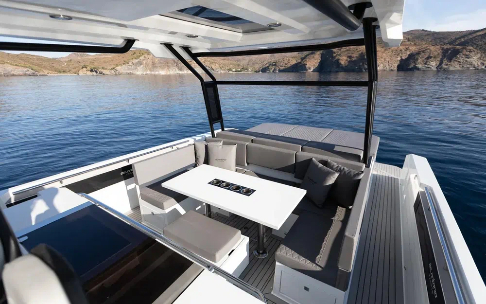 slider 13 De Antonio Yachts D36 Open