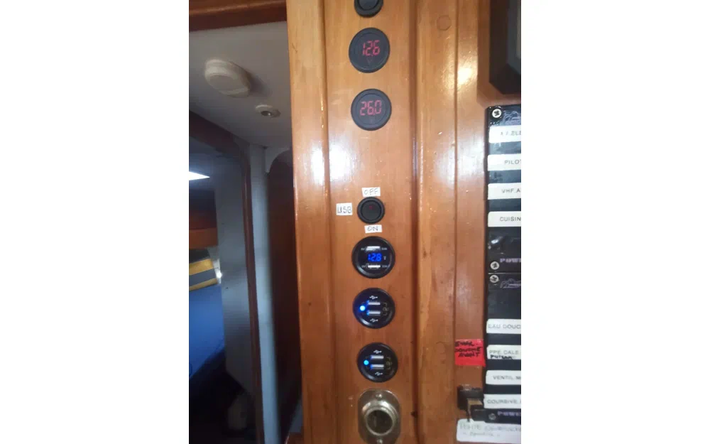 slider 39 Destrier Sagien 56