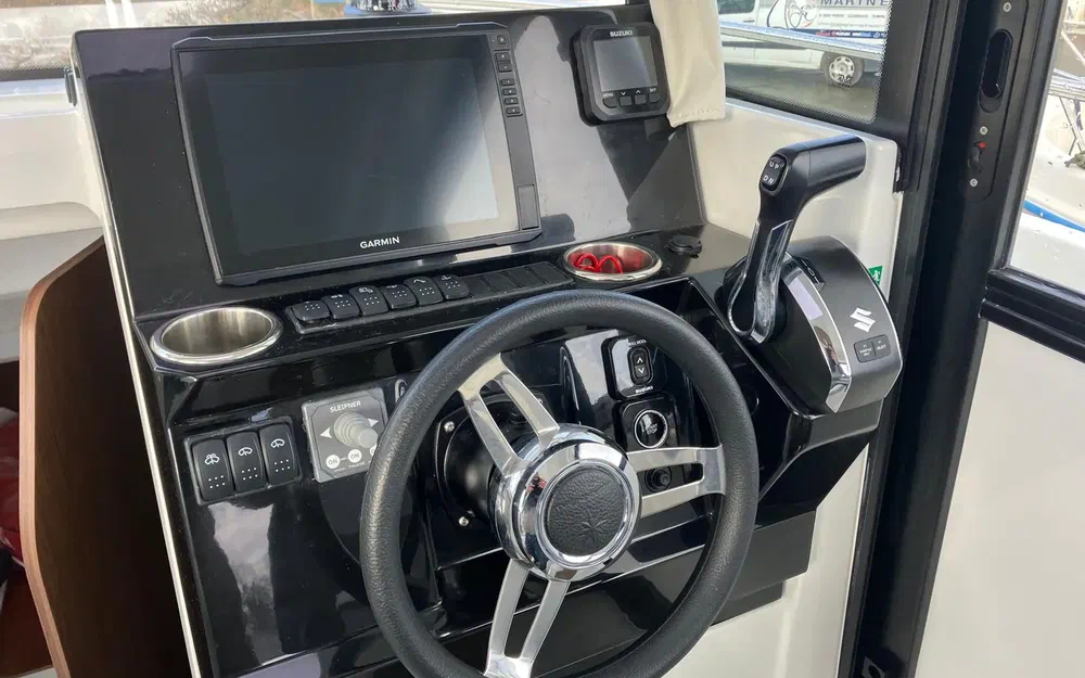 slider 12 Jeanneau MERRY FISHER 795 SPORT SERIE 2