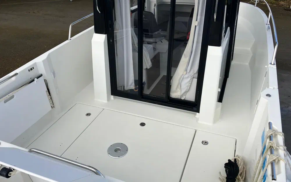 slider 5 Jeanneau MERRY FISHER 795 SPORT SERIE 2