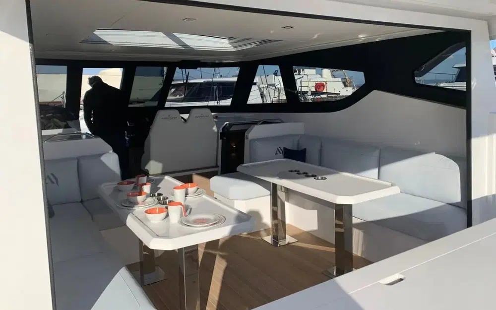 slider 12 Aventura Yacht 38 SC