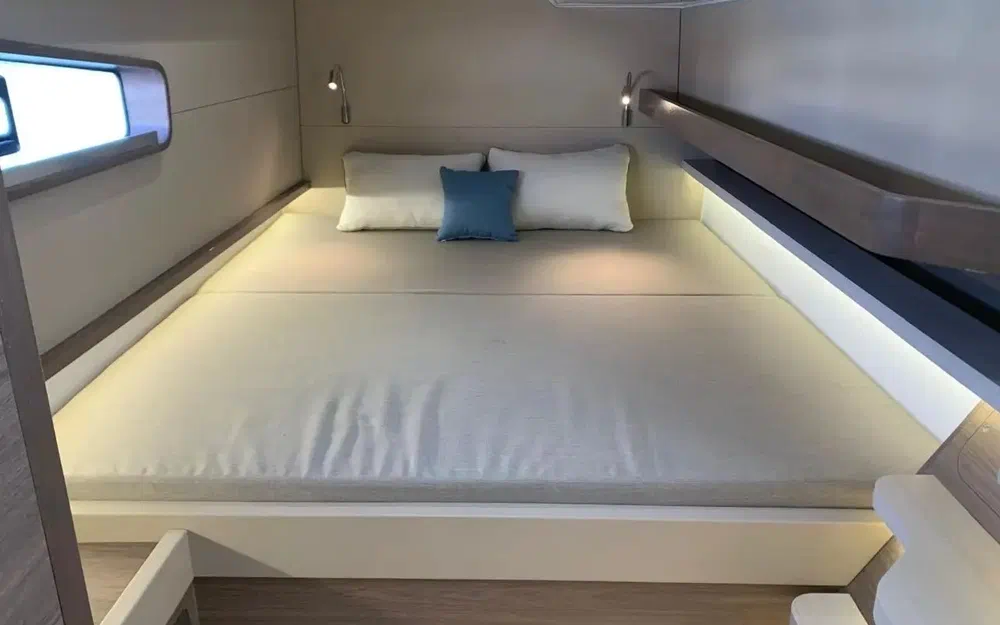 slider 15 Indigo Yacht 38 SC