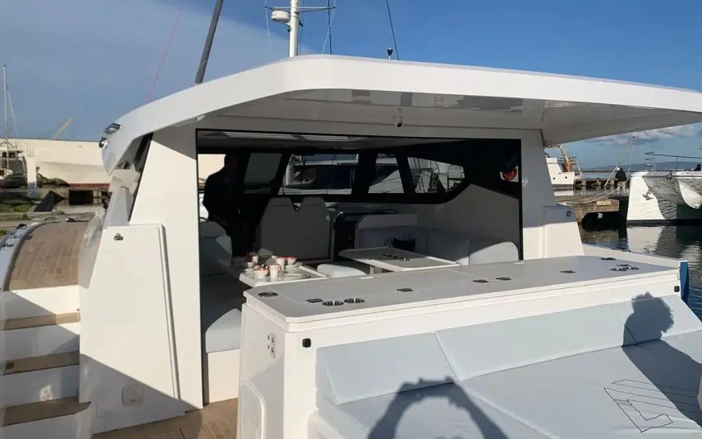 slider 7 Aventura Yacht 38 SC