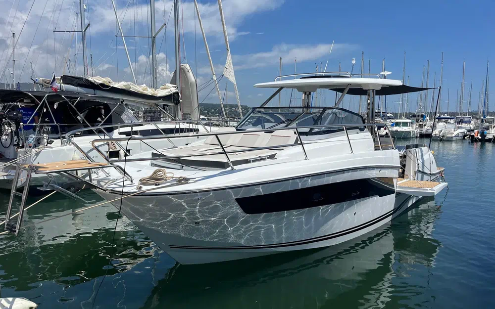 slider 10 Jeanneau Cap Camarat 10.5 WA Cap Camarat 10.5 Wa Serie 2