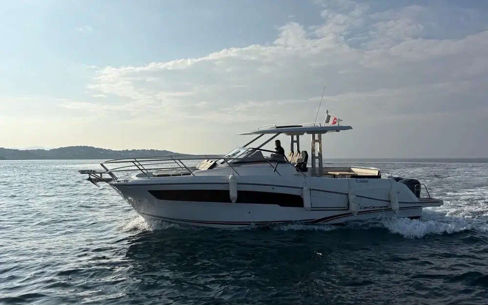 slider 6 Jeanneau Cap Camarat 10.5 WA Cap Camarat 10.5 Wa Serie 2