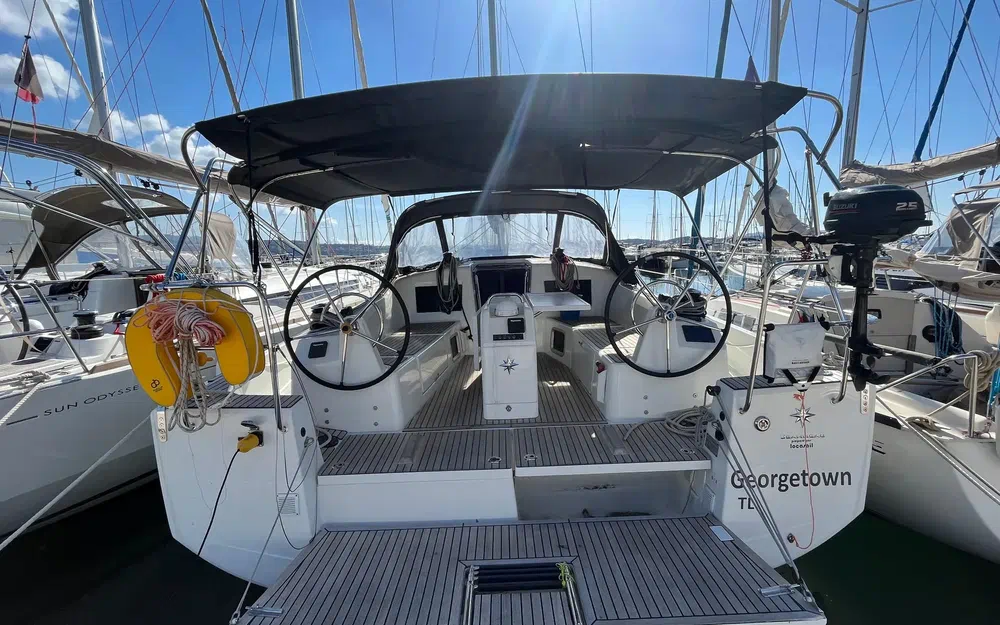 slider 0 Jeanneau Sun Odyssey 410