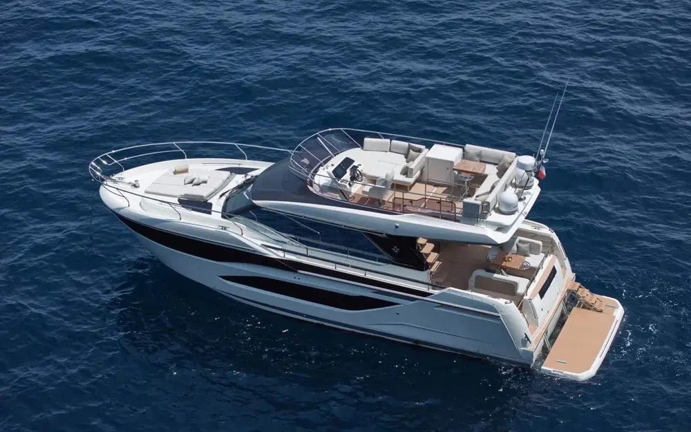 slider 10 Prestige Yachts F4.9