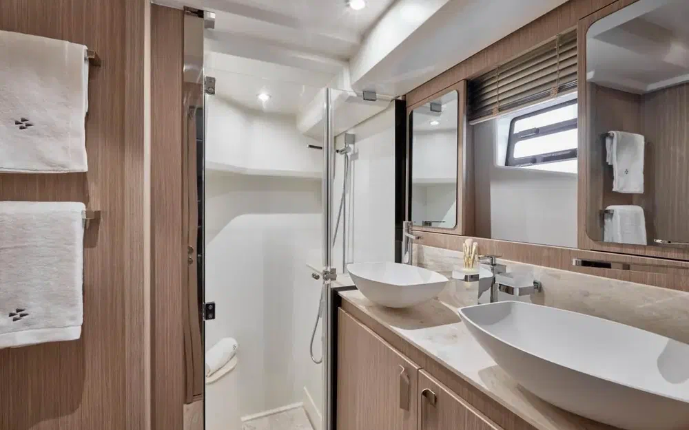 slider 12 Prestige Yachts F4.9