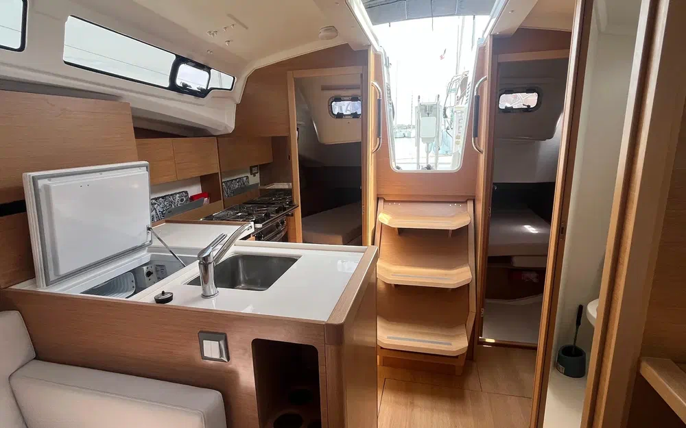 slider 5 Jeanneau sun odyssey 350