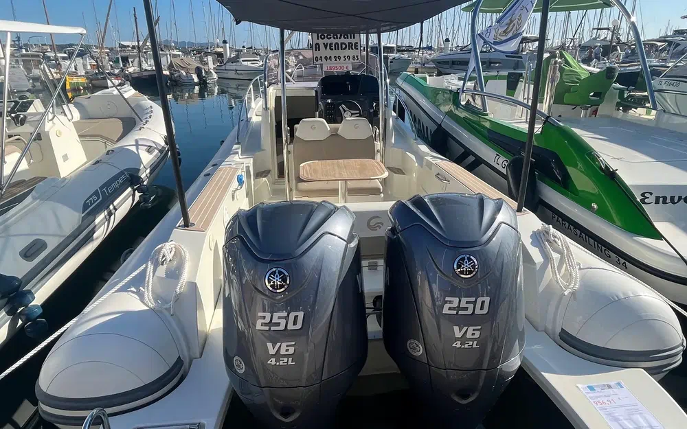 slider 2 Capelli Tempest 900 WA