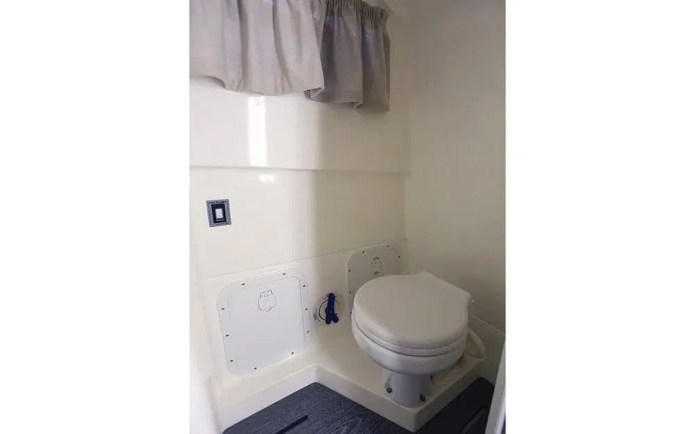 slider 5 Capelli Tempest 900 WA