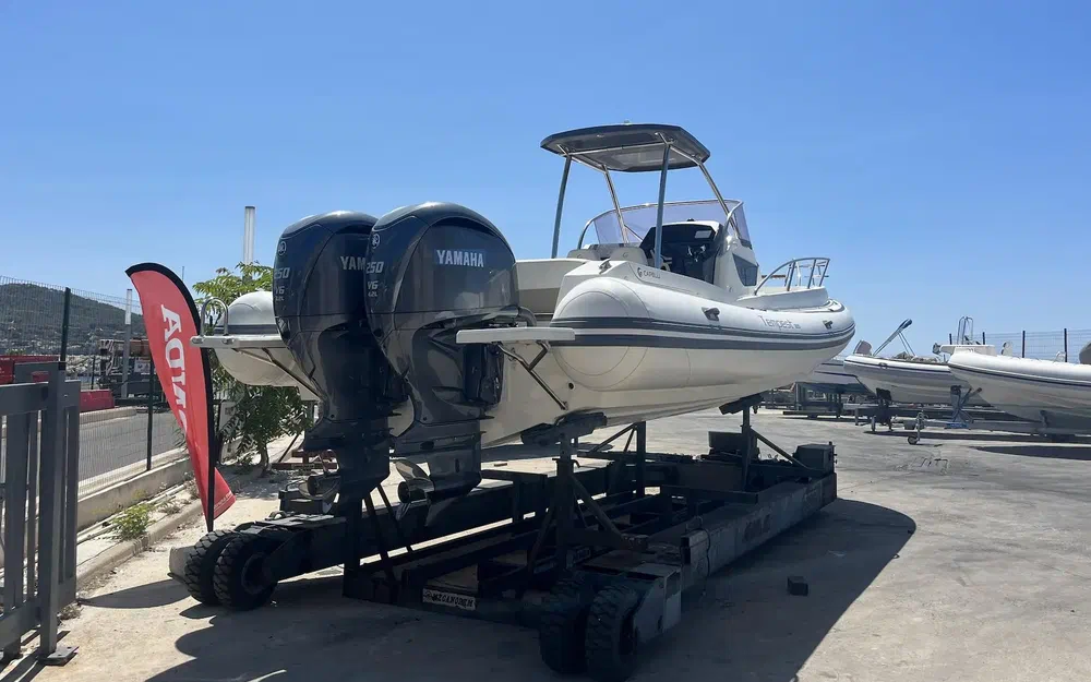 slider 7 Capelli Tempest 900 WA