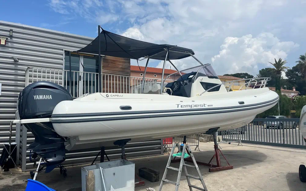 slider 8 Capelli Tempest 900 WA