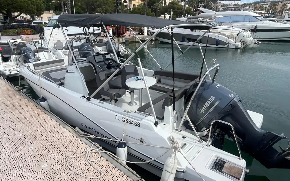 slider 1 Jeanneau Cap Camarat 6.5 CC Serie 3