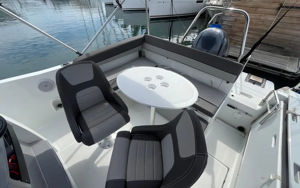 slider 7 Jeanneau Cap Camarat 6.5 CC Serie 3