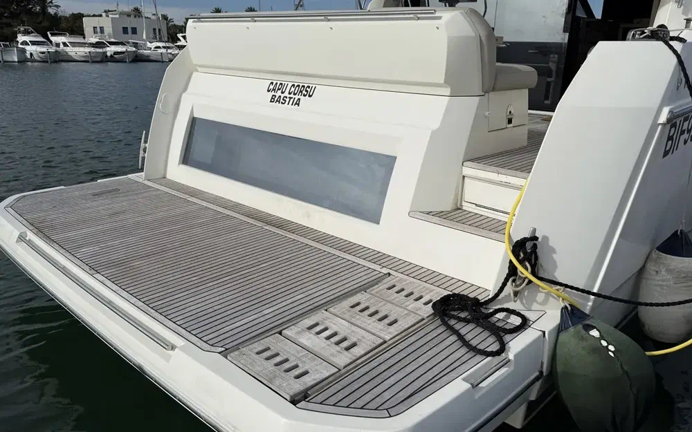 slider 40 Prestige Yachts Prestige 520 Fly