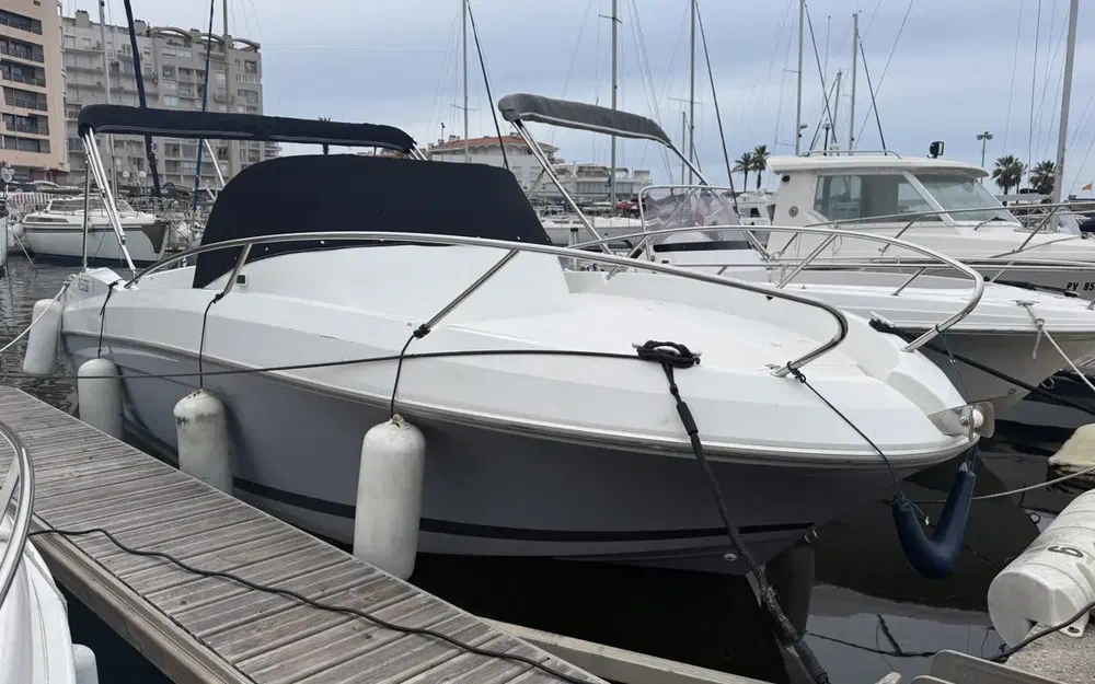 slider 0 Beneteau Flyer 650 Sun Deck
