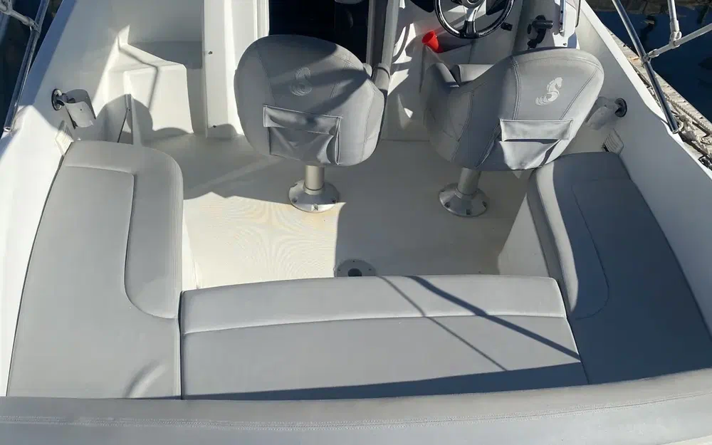 slider 9 Beneteau Flyer 650 Open Flyer 650 Sun Deck