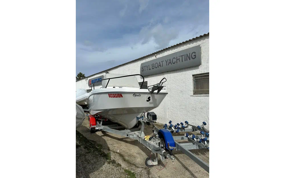 slider 0 Beneteau Flyer 7 SUNdeck