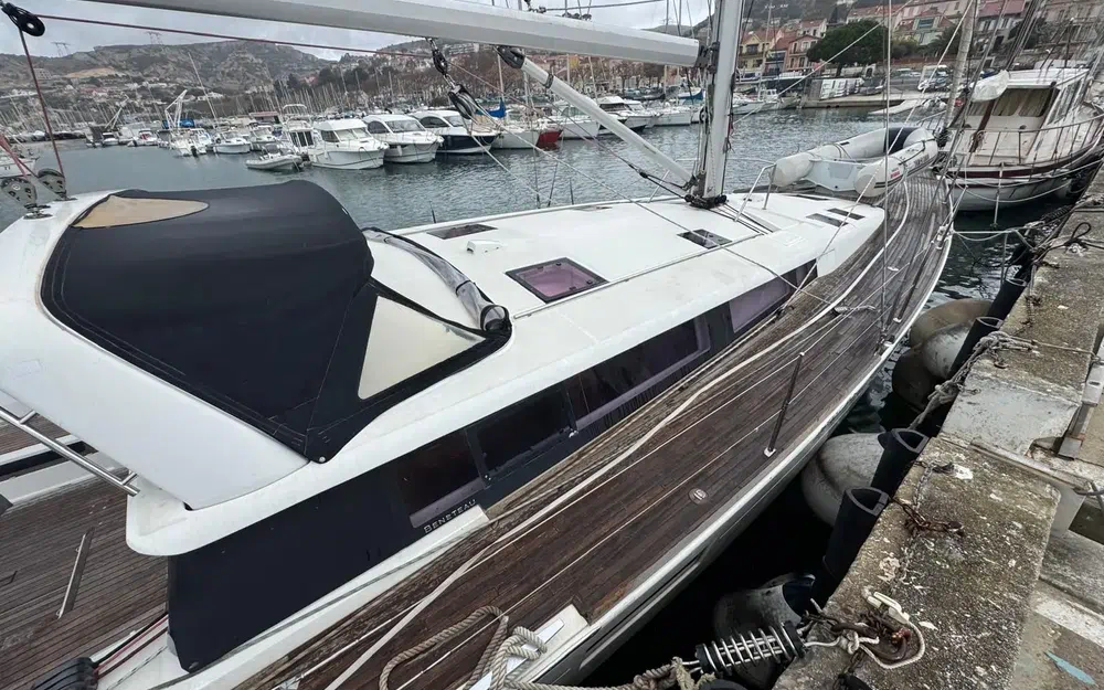 slider 4 Beneteau Sense 50