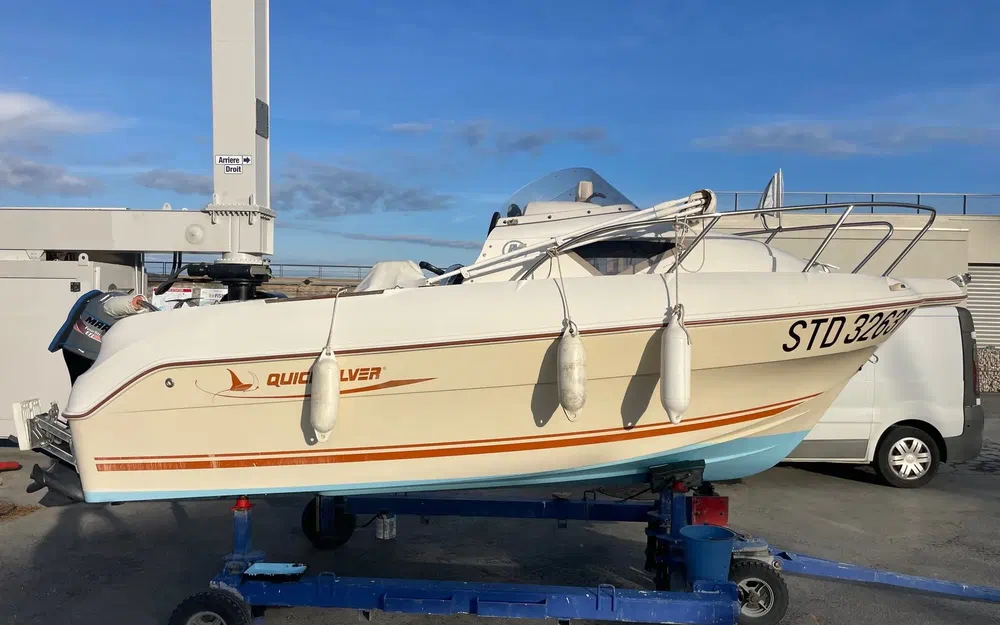 slider 9 Quicksilver 510 Cruiser