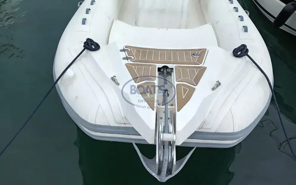 slider 2 Capelli Tempest 700