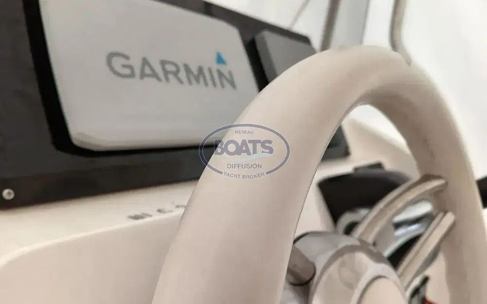 slider 8 Capelli Tempest 700