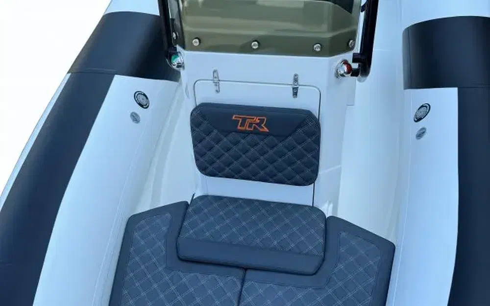 slider 2 3D Tender TR6